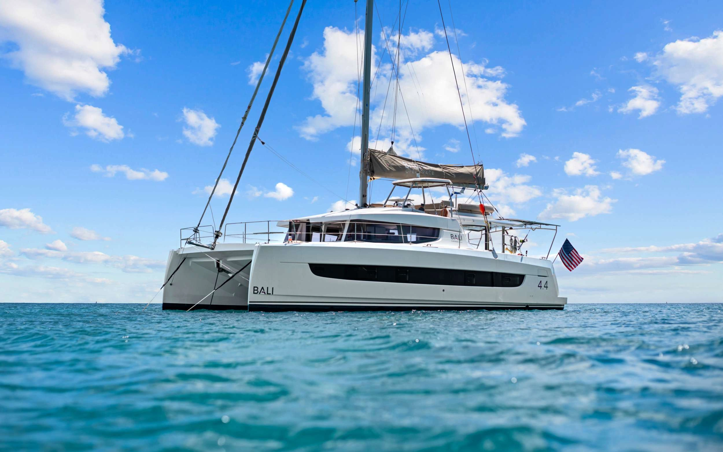 Captain Yachts Image